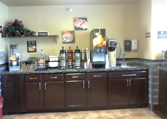 Colstrip Inn & Suites